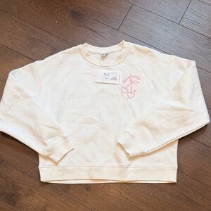 Theme Molly Crewneck White Sweatshirt with Pink Graphic